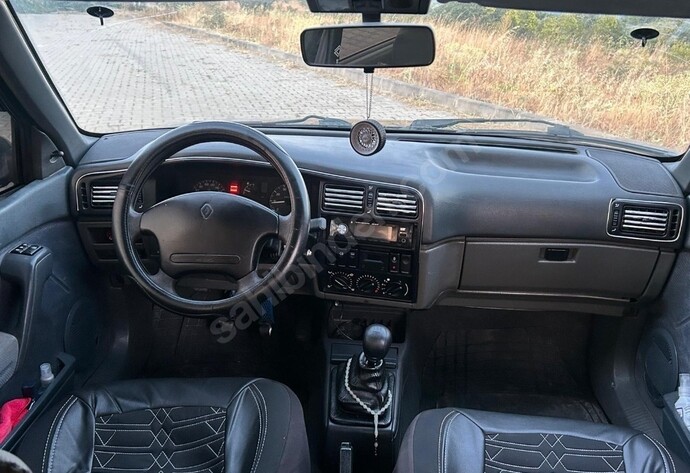 Renault 19 Europa lar nasıl arabaydı sizce?
