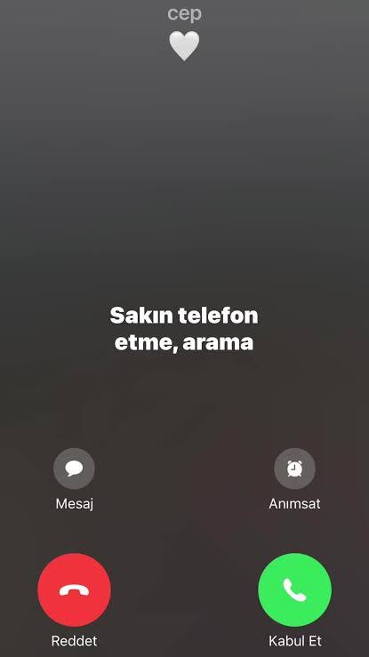 1 sene sonra eski sevgilide anide telefon?