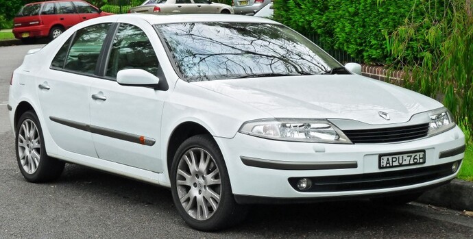 Renault Laguna nin en İyi kasası hangisi sizce?