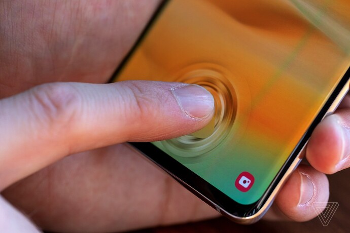 Telefonunuz da parmak izi okuyucu kullanıyor musunuz?