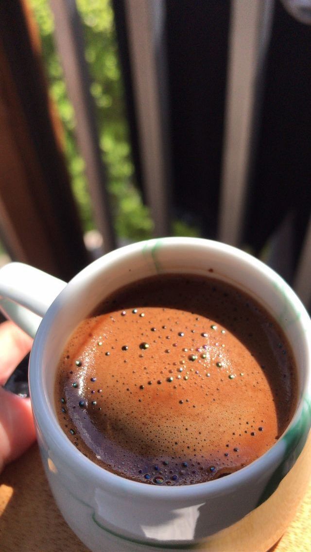 Ben kahve içiyorum, siz de içer misiniz?