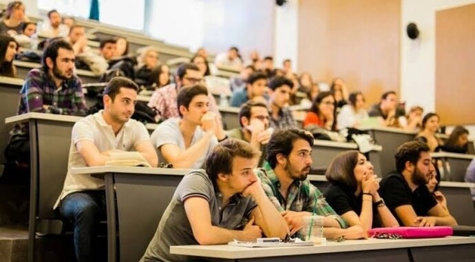 33 yaşından sonra üniversiteye gitmek garip mi?