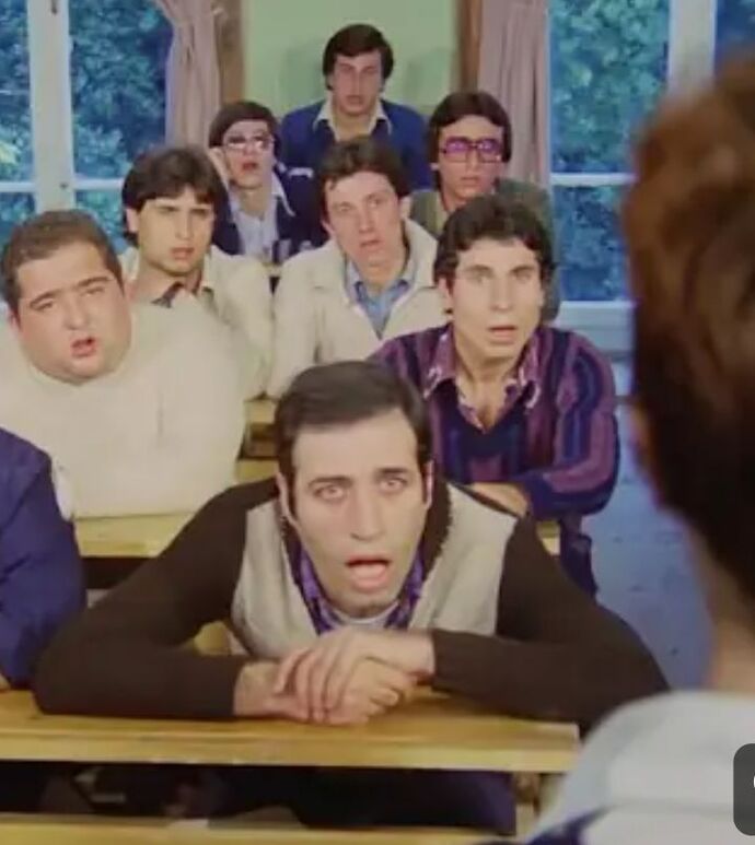 Cebinizde paranız yoksa kadın milleti sizinle alay edecektir ama varsa siz edersiniz boşuna çabalamayın siz değil onlar sizi seçer?