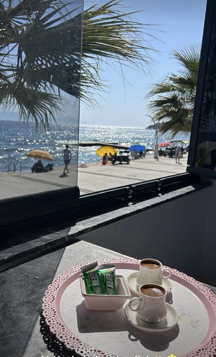 Denizi izlerken daha çok huzur mu hissediyorsun, yoksa hayallere mi dalıyorsun?