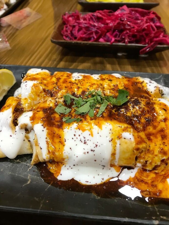 Getir getir yağa batır mideye yatır tantuni ayran gerisi yalan 🥳?