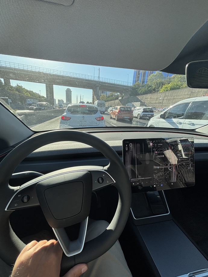 Trafikte takıldığınızla sıkıldığınız da neler yaparsınız?