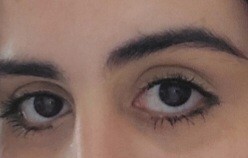 Böyle büyük gözler güzel mi?