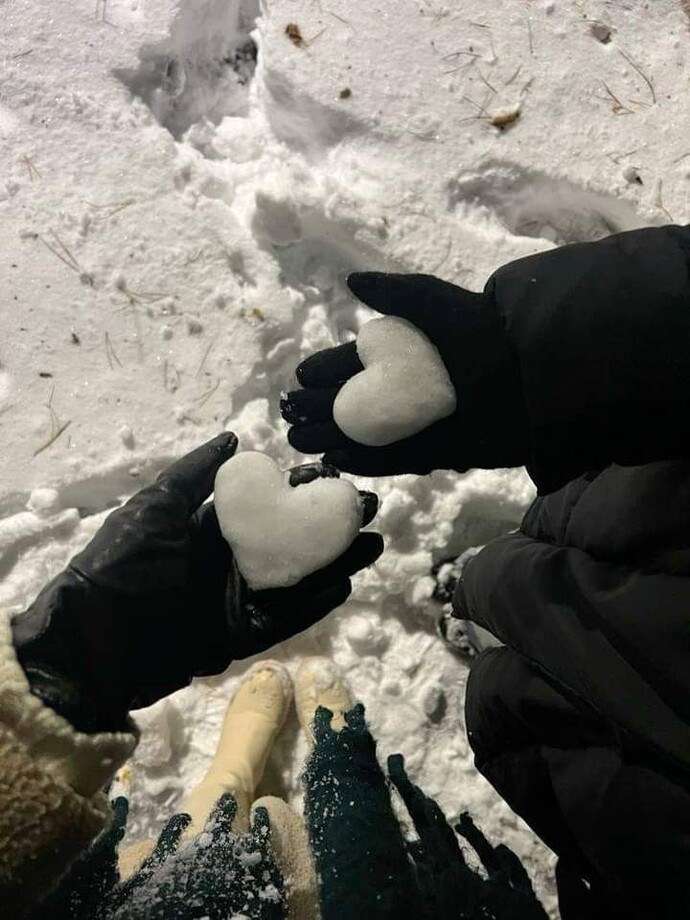 Kar topu oynamayı sever misiniz?