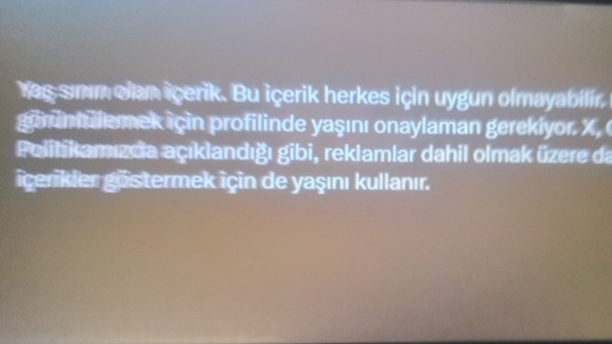 Twitter'da yaş sınırı olan içerik hatası alan sadece ben miyim?