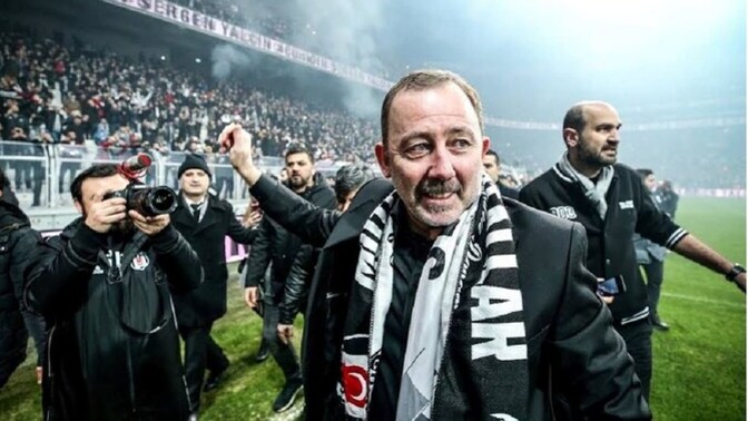 Beşiktaş'ta 2. Sergen Yalçın dönemi! Sizce Sergen Yalçın Beşiktaş'ta başarılı olabilir mi?