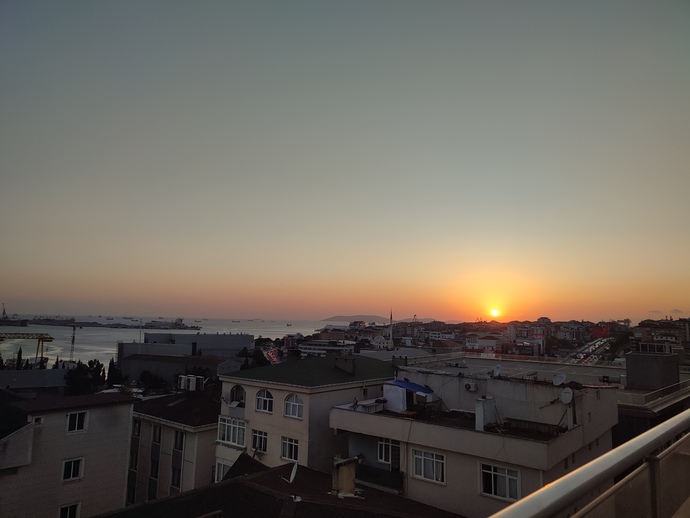 Dönmek istemediğiniz oluyor mu sizin de?