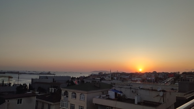 Dönmek istemediğiniz oluyor mu sizin de?