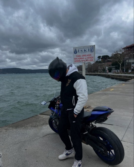 Motor kullananları çok çekici buluyorum, ya siz?