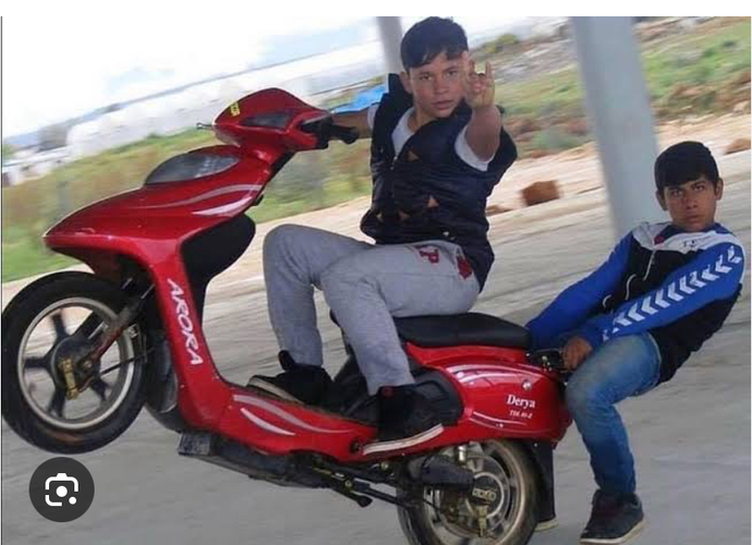 Motor kullananları çok çekici buluyorum, ya siz?