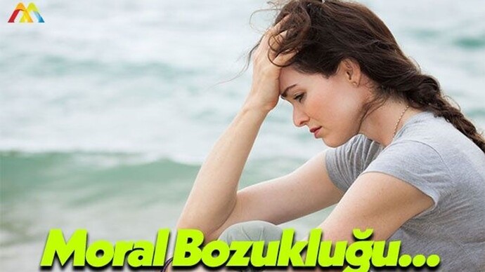 Arkadaşlar pür makyaj boş boş dolaşmaktan acayip sıkıldım ve yoruldum neden 1 yıldır iş bulamıyorum Ben?