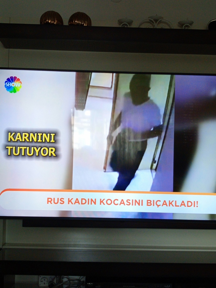 Böyle erkeklere böyle rus kadınları müstahak değil mi?