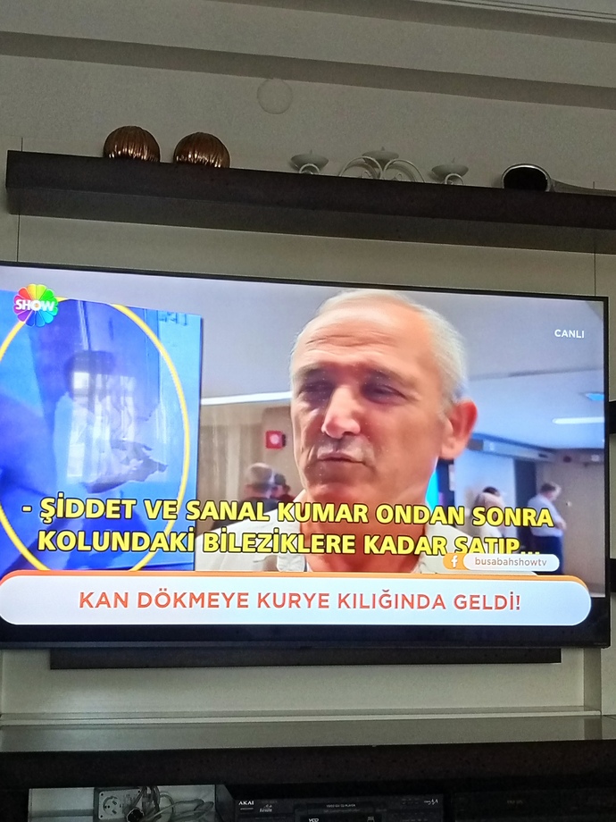 Böyle erkeklere böyle rus kadınları müstahak değil mi?