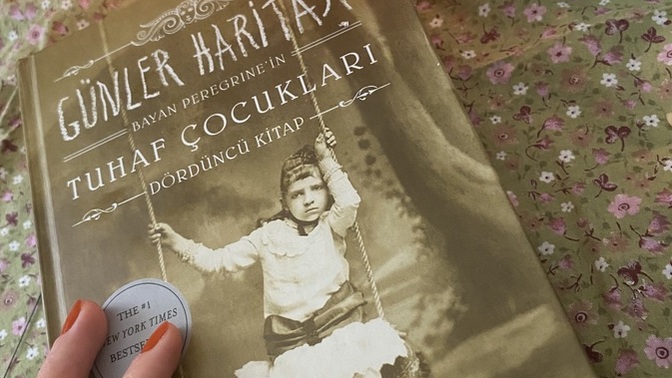 Bu hafta hangi kitabı okuyorsunuz 🍒?