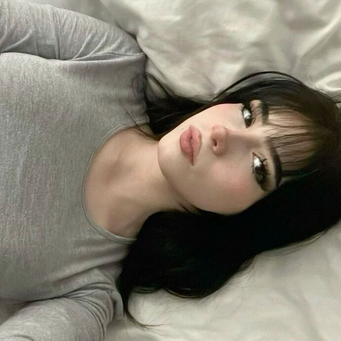 Eşinizin nasıl görüneceğini tahmin edeyim mii?