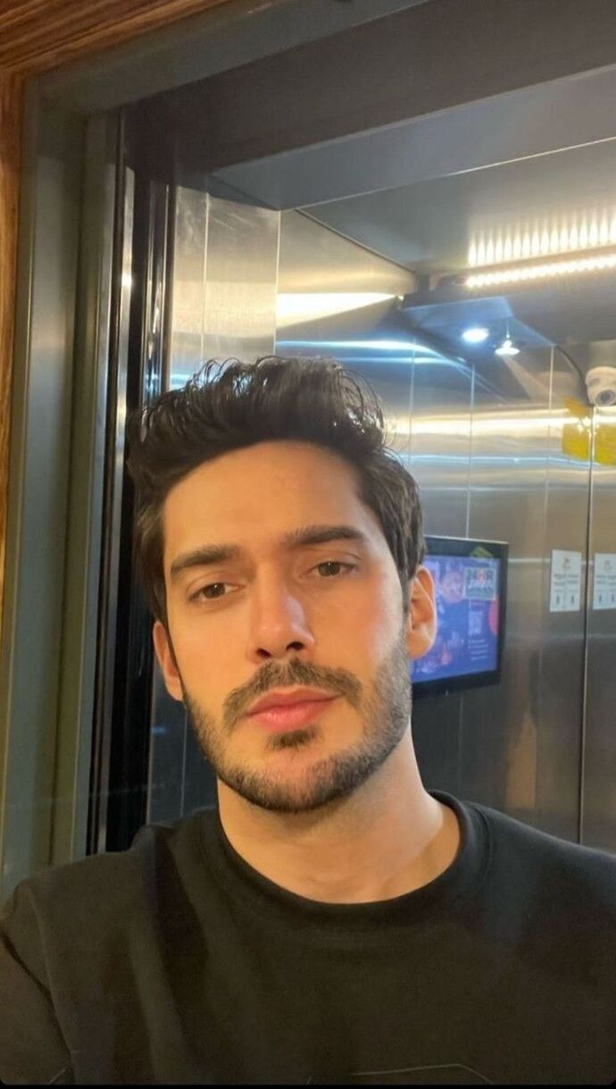 Eşinizin nasıl görüneceğini tahmin edeyim mii?
