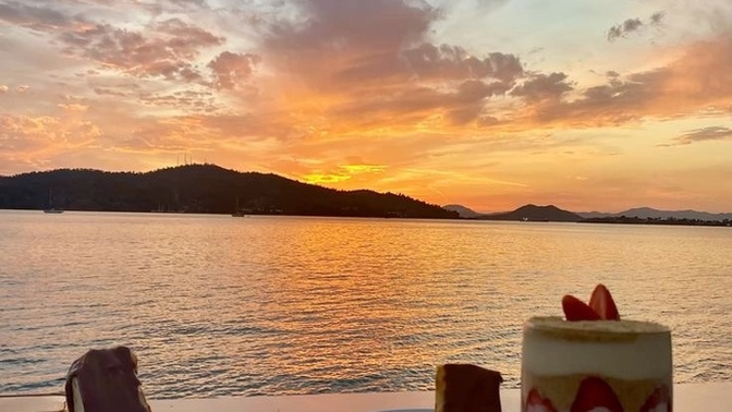 Deniz kenarında çay mı daha güzel gelir size yoksa kahve mi?