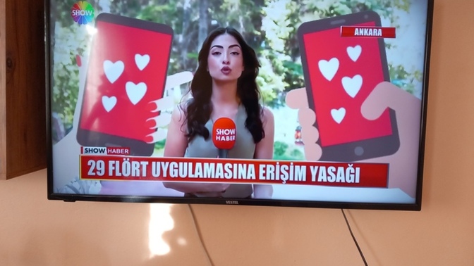 Kullandığın flört uygulamaları var mi çoğuna erişim engeli getirildi bu konu hakkında ne düşünüyorsun?