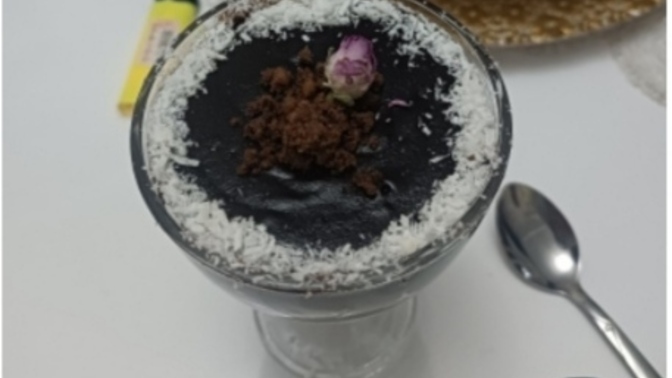 Aşk kalbimde atan bir volkan gibidir en sevdiğim tatlı supangle' dir ya sizin?