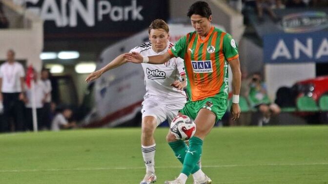 Alanyaspor 2 - Beşiktaş 0... Kartal Sergen Yalçın yönetiminde ilk maçında mağlup oldu! Maçı nasıl buldunuz?