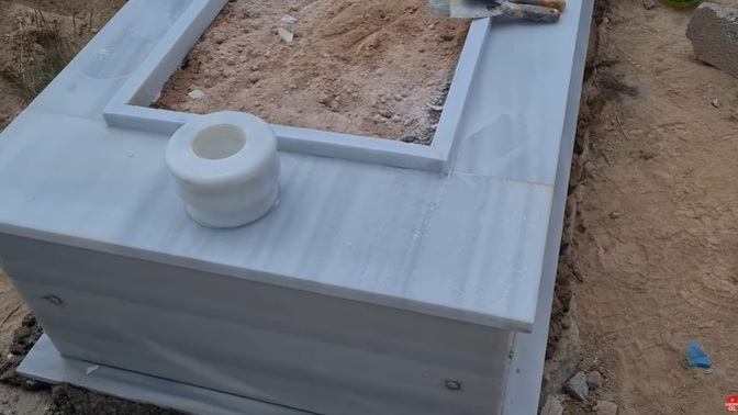 Kuşlar neden mezardan su içsin?