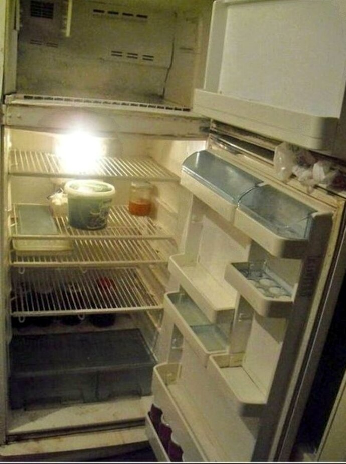 Yarın misafir gelecek diye full alışveriş yaptım bi bakar mısınız dolaba eksiğim var mı?😌?