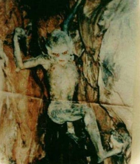 Paranormal olay yaşayan var mı?