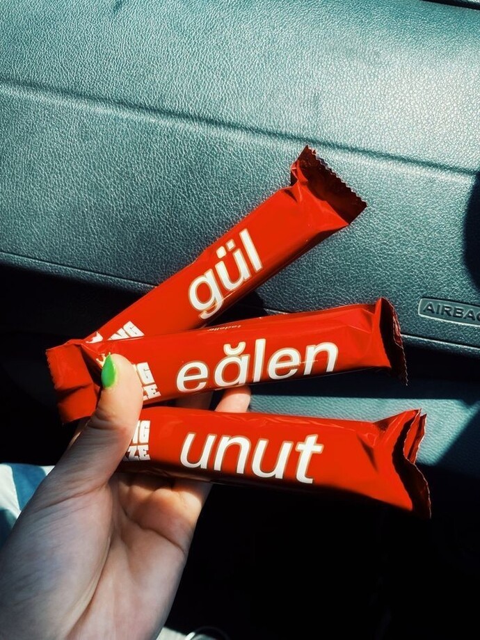 Çikolata normalde nasıl yenir?