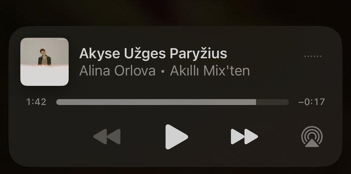 Şu an ne dinliyosuunn?
