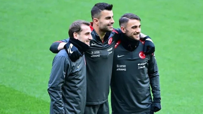 Son transferlerin yarattığı kargaşadan dolayı milli takımımız Dünya Kupası biletinden olabilir mi?