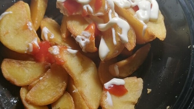 Dönerin yanında gelen patetes dönerin önüne geçebilir mi?