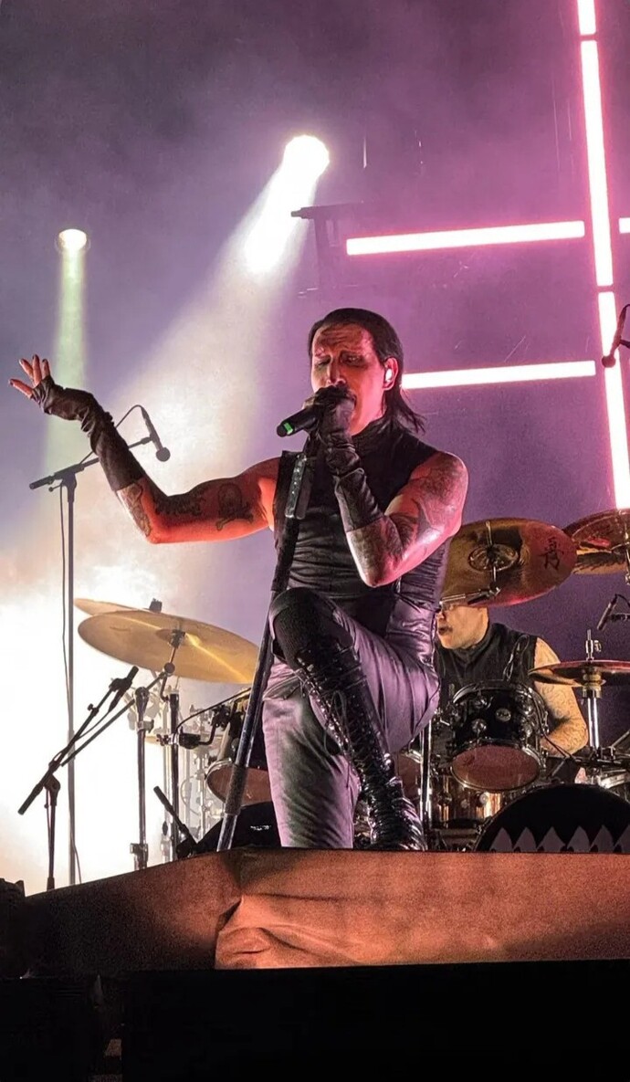 Dün kimler efsane Marilyn Manson konserindeydiii?