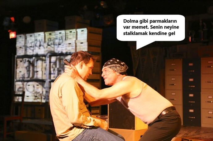 Stalk yaparken yanlışlıkla beğenince far görmüş tavşana dönmeyen var mı?