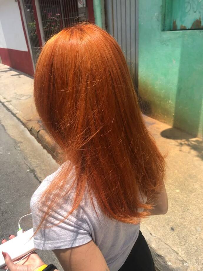 Turuncu saçlı kızlar sizce çekici mi?