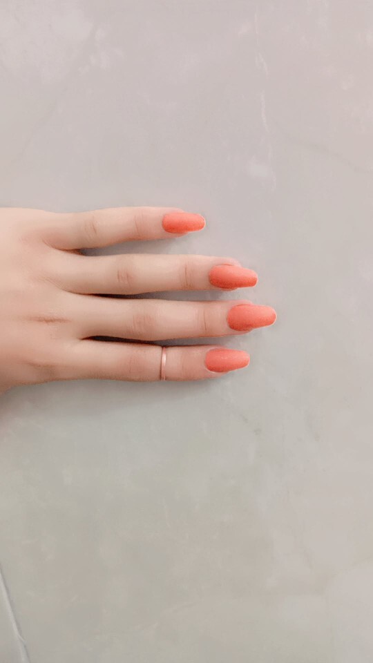 Prenseslerim hepinize merhaba 💜 ellerim erkeksi duruyormu. Bazıları kadın eli gibi, bazıları ise erkeksi duruyo diyor?