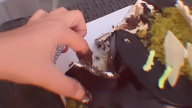 Yaşamak için mi yersin, yemek için mi yaşarsın?