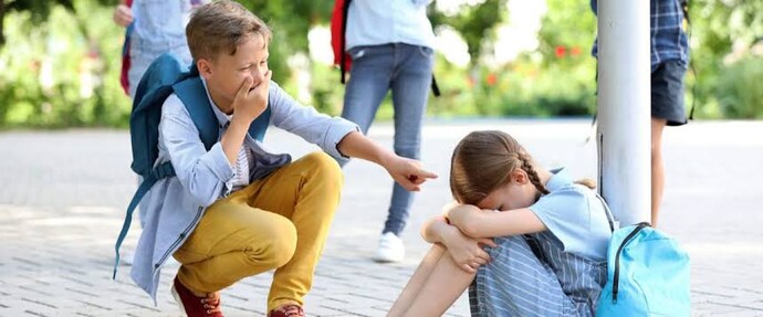 Çocukken inanıp da şimdi hatırladığında güldüğün şey ne?