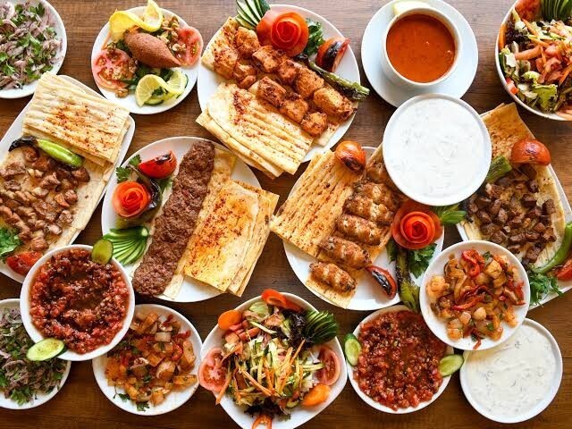 Meshur bir Yemek yemek için rota değiştirir misin?