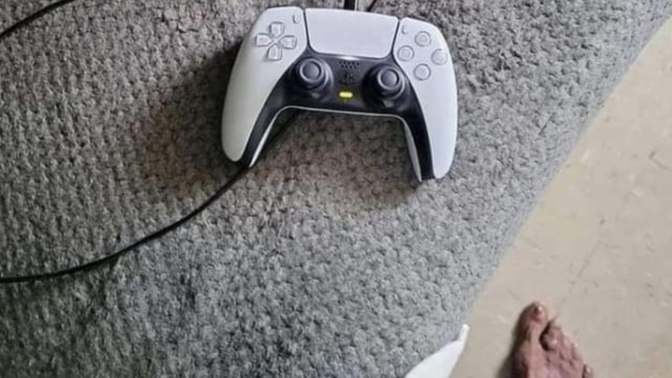 Uzun zamandır özeniyordum sonunda bende playStation aldım 🤭nasıl sizce alır mıyımız bir hayırlı olsun?