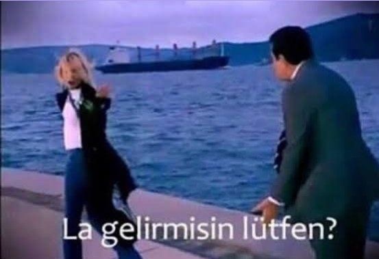Kelimeleriyle seni büyüleyen biri, buluştuğunda hayalindeki gibi çıkmazsa soğur musun?