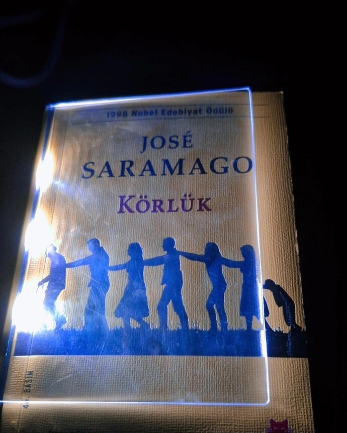 Bu gece size hangi kitap eşlik ediyor?
