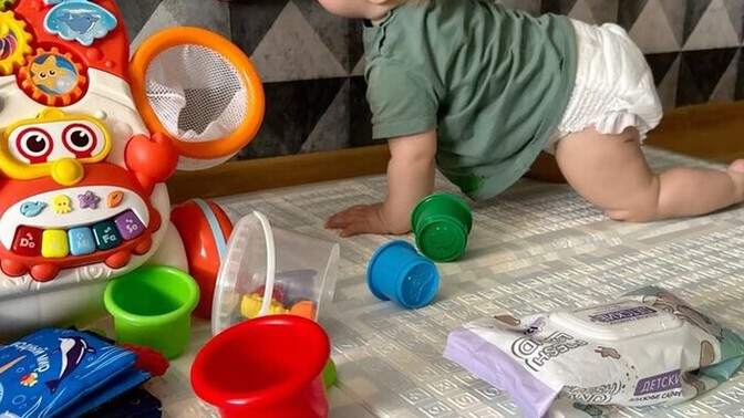 Çocuklar neden en pahalı oyuncak yerine tencere tavayla oynamayı sever?