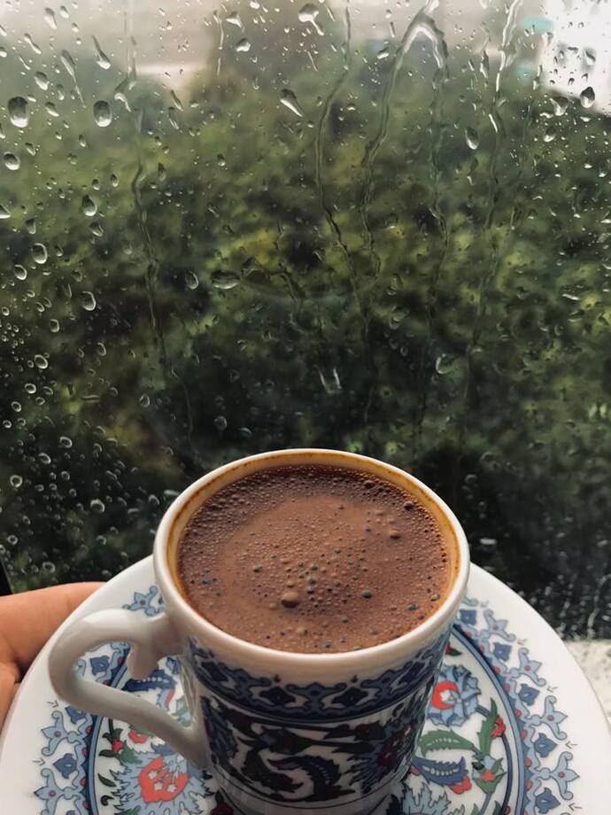 Kahve keyfinizi şu an nerde ve kiminle yapıyorsunuz?