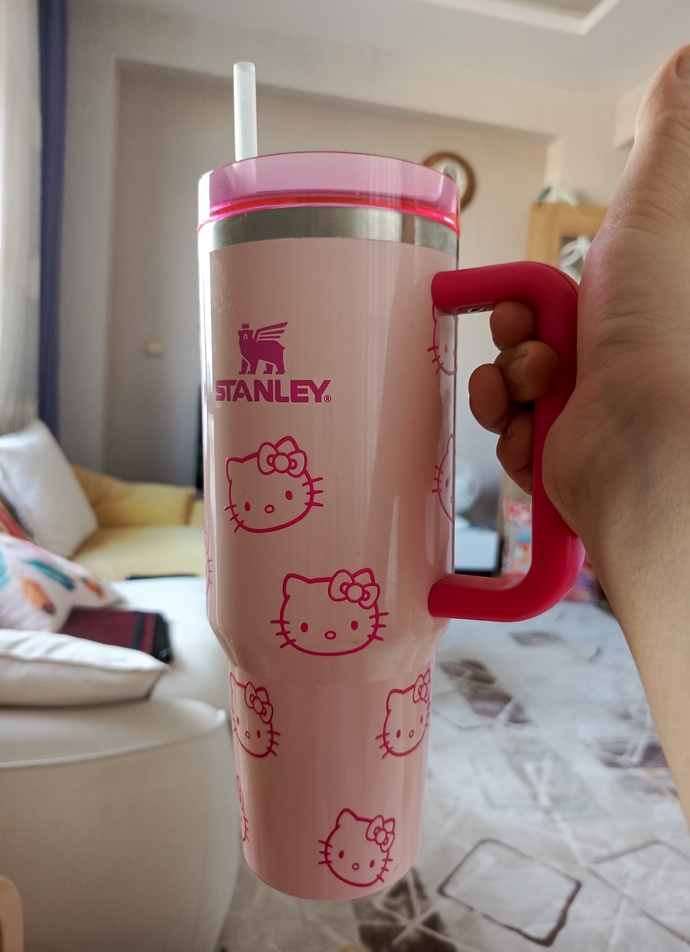 Stanley termosum nasıl ayyy çok tatlı değil mii 🥰🥰?