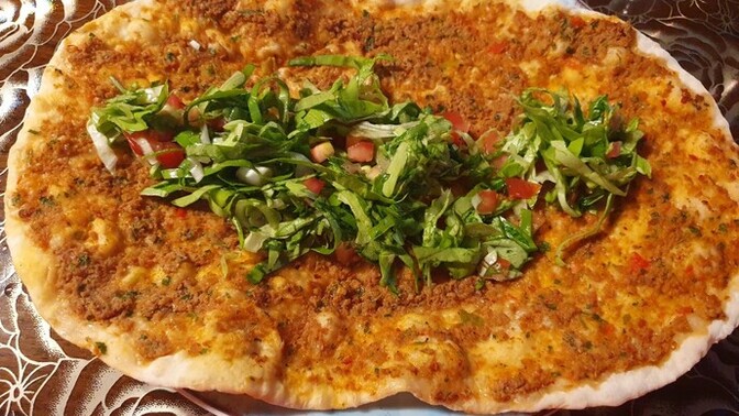 Bu Akşam Lahmacuuun yaptiiim. Yemek yapmayi seviyormusunuz?