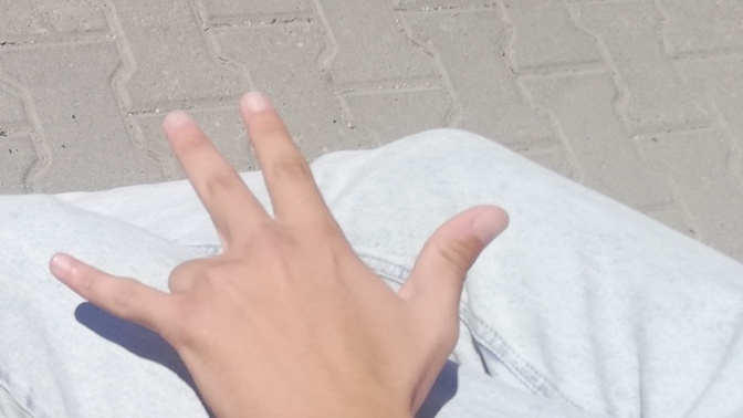 Bu El işareti ne demek sizce?